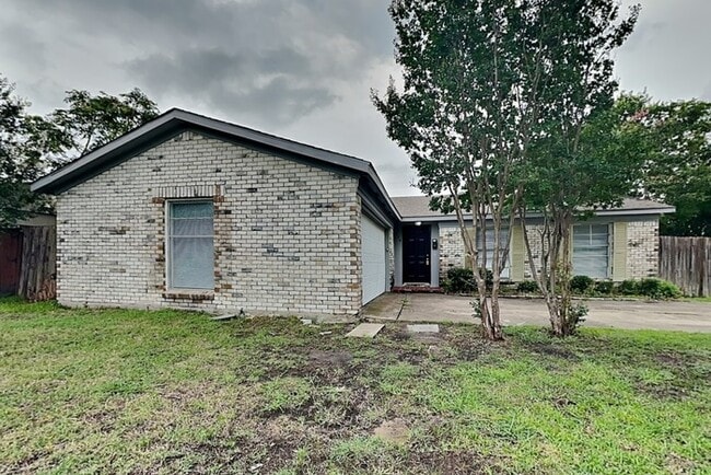 Building Photo - 938 Hudson Dr