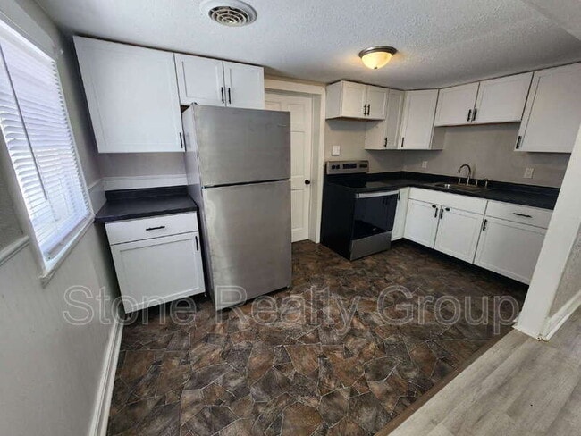 Foto del edificio - 2935 Harrison Ave