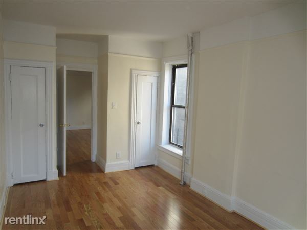 Building Photo - 1040 Bergen St