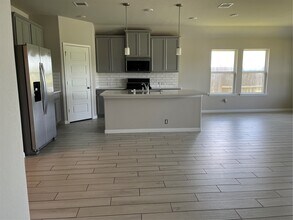 Building Photo - 1214 Oak Barrel Run