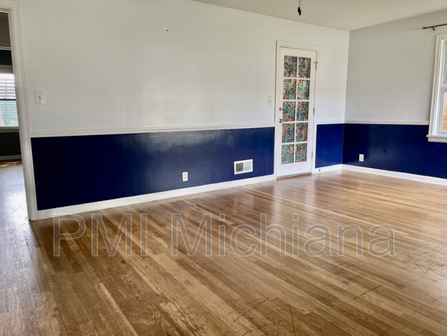 Building Photo - 1128 Sunnymede Ave
