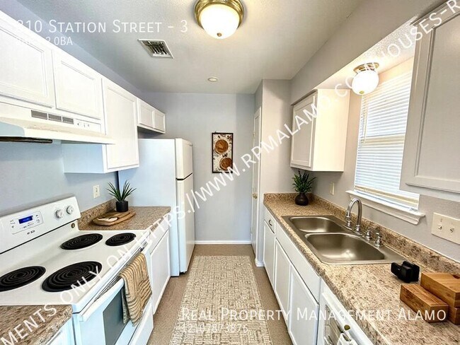 Foto del edificio - 810 Station St