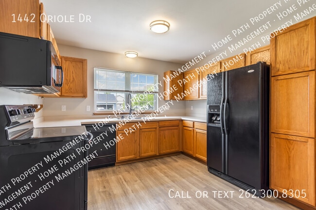 Building Photo - 1442 Oriole Dr