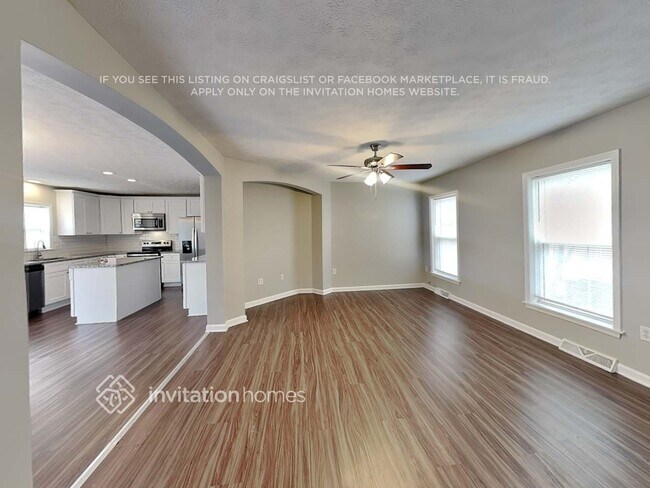 Building Photo - 115 Bright Star Cir