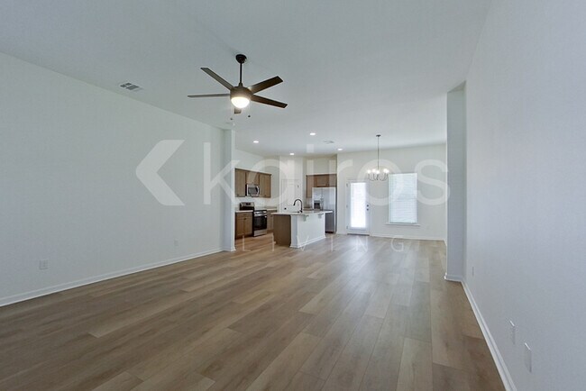 Building Photo - 102 Hendrix Rd