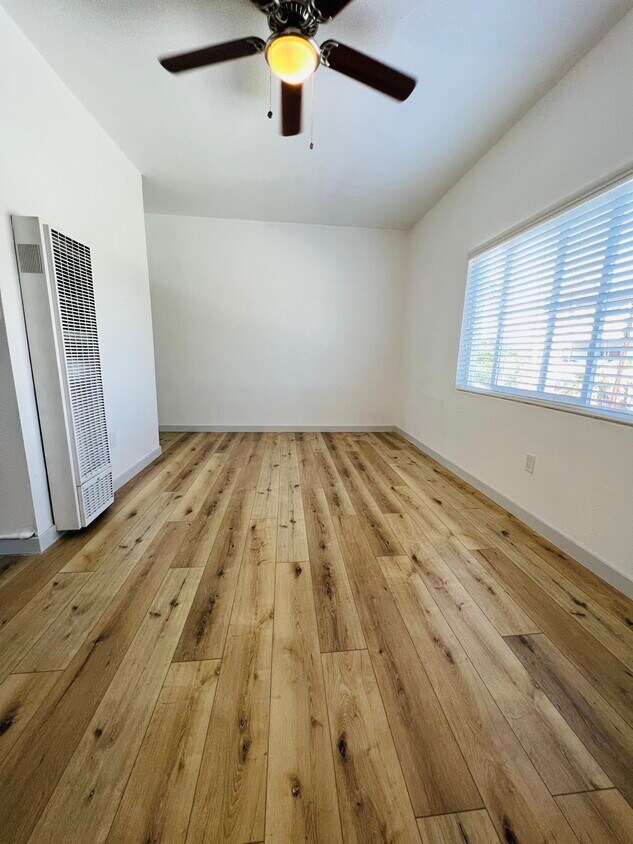 Foto principal - 1033 Hoffman Ave