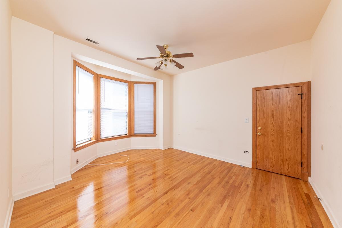 Primary Photo - 3 bedroom in Chicago IL 60608