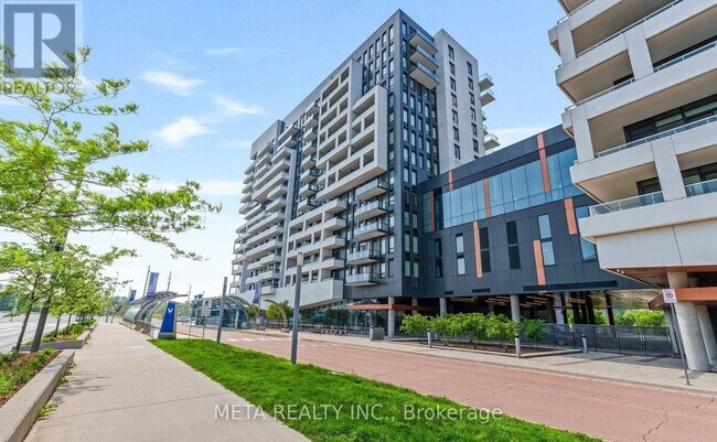 Photo du bâtiment - 701-710 ROUGE VALLEY Dr