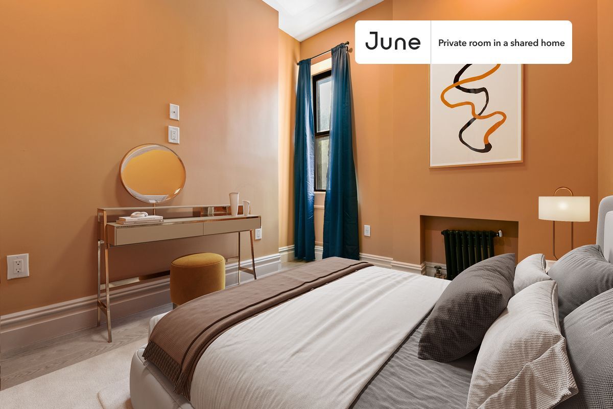 Room in Shared 3 bed/2 bath home - Room in Shared 3 bed/2 bath home