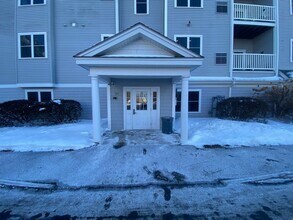 Building Photo - 122 Coliseum Ave