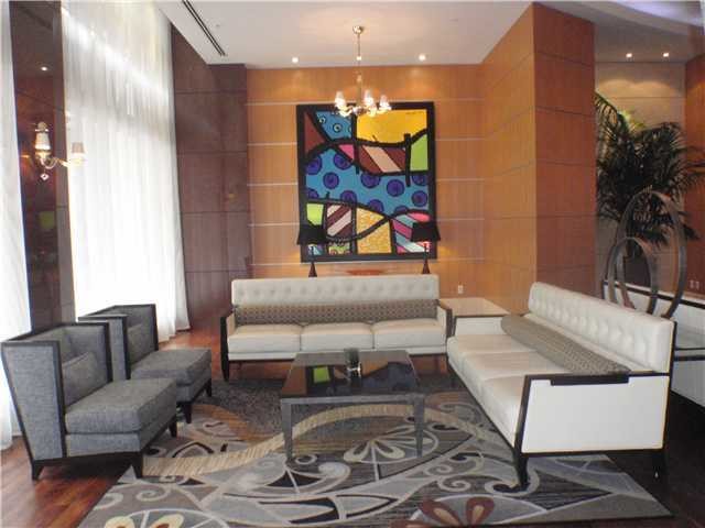Foto del edificio - 253 NE 2nd St