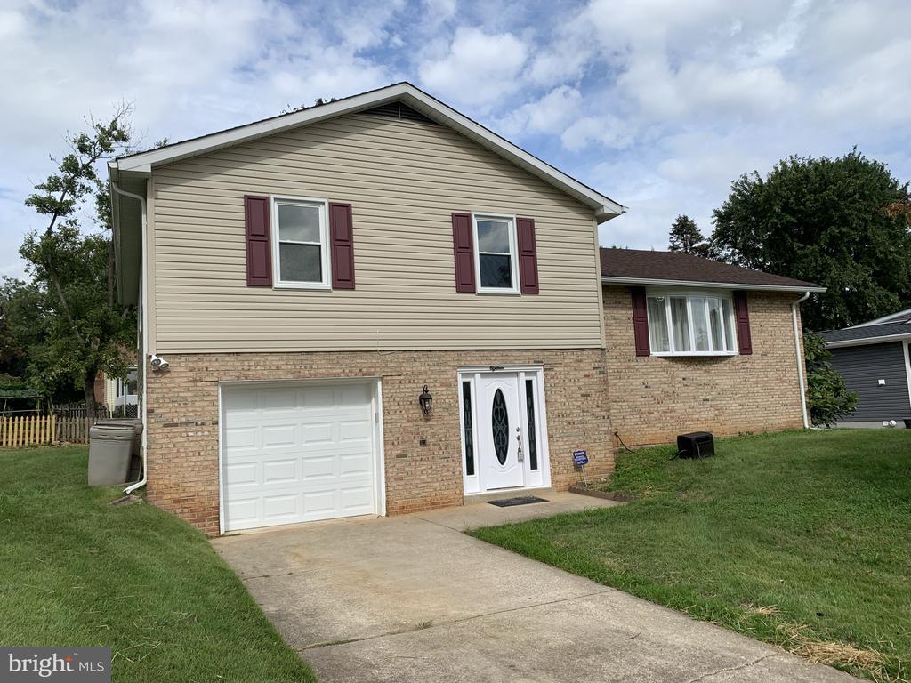 Foto principal - 18 Flanders Ridge Ct