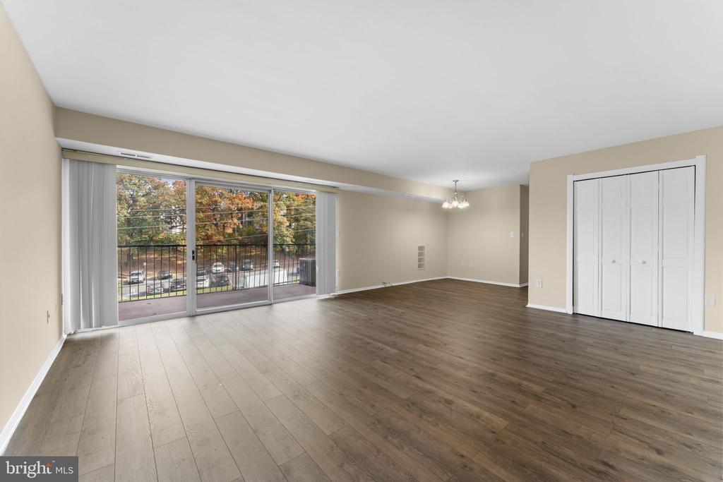 Foto principal - 5500 Karen Elaine Dr