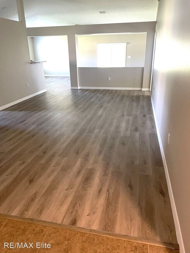 Foto del edificio - 3 br, 2 bath House - 1988 Snapdragon Dr