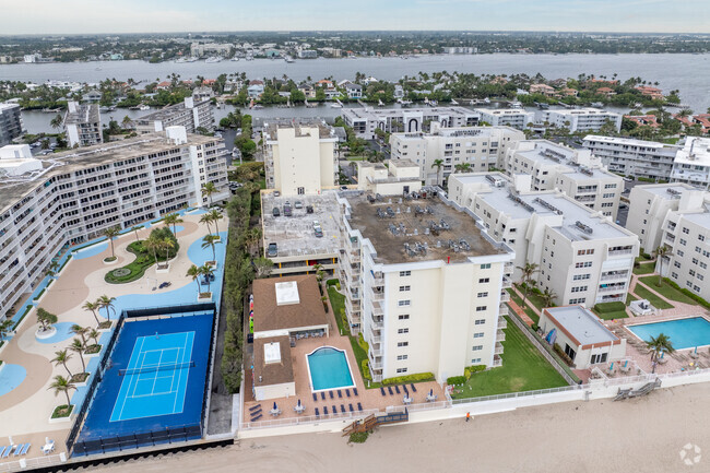 Contexto - Le Chateau Royal
