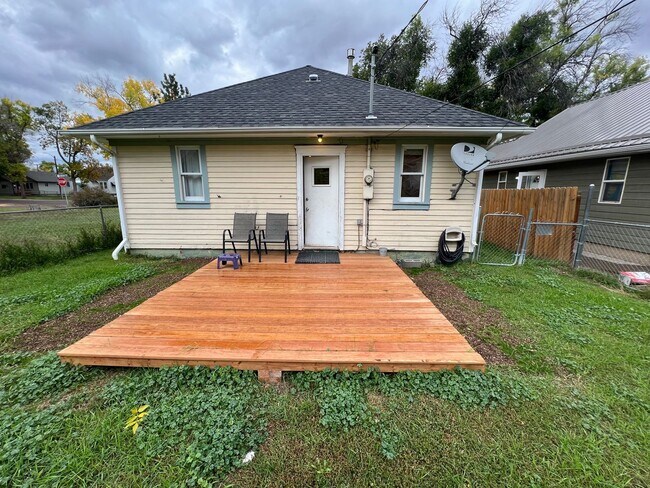 Foto del edificio - A Cozy Retreat: 2-Bedroom, 1-Bathroom Hous...