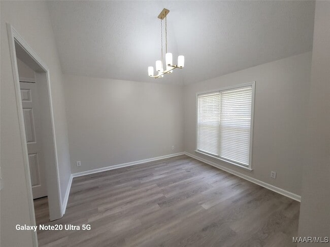 Foto del edificio - 6404 Deerwood Pl