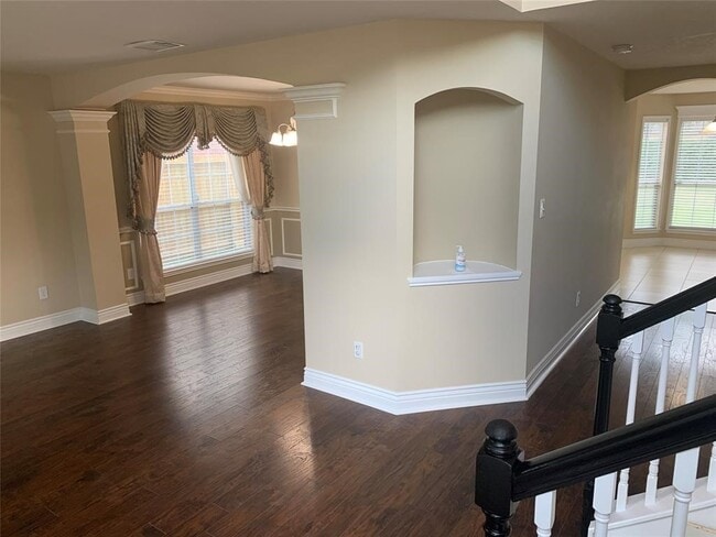 Building Photo - 18019 Oak Orchard Lane