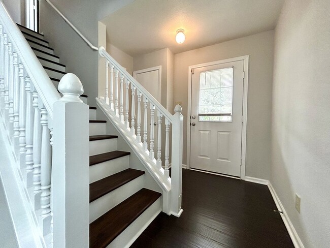 Photo - 6536 Matlea Ct House