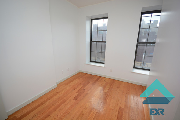 Building Photo - 283 Nostrand Ave