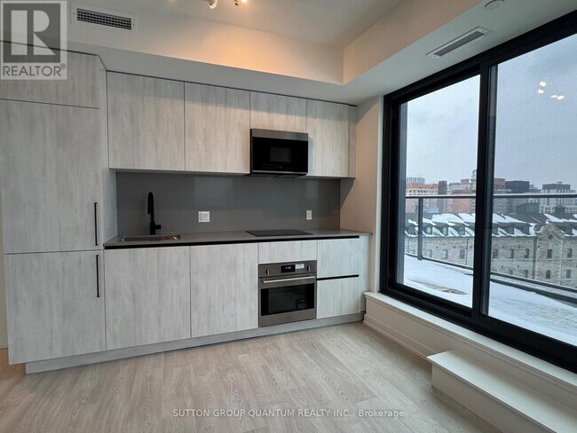 Photo du bâtiment - 35 Parliament St