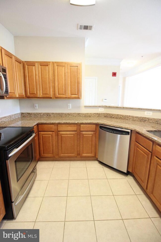 Foto del edificio - 1550 Spring Gate Dr.