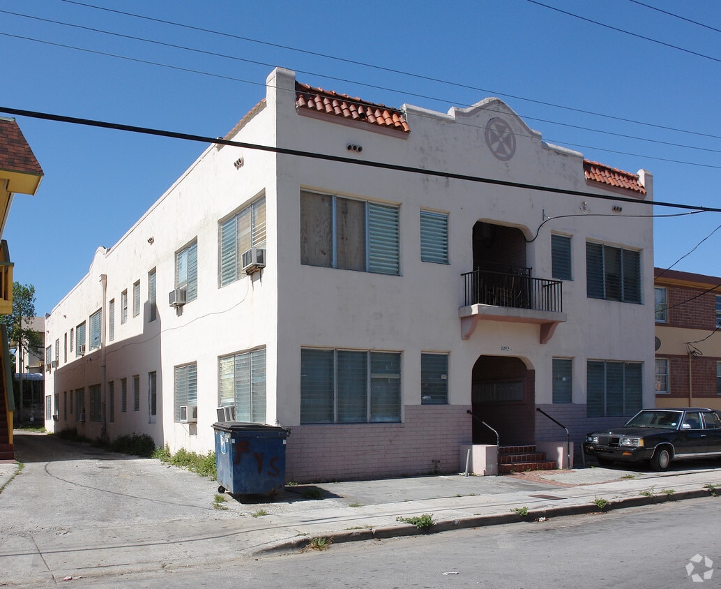 Foto del edificio - 1452 NW 3rd St