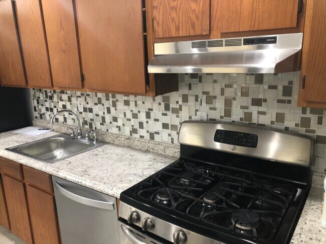 Foto del edificio - 209 Magnolia Ter