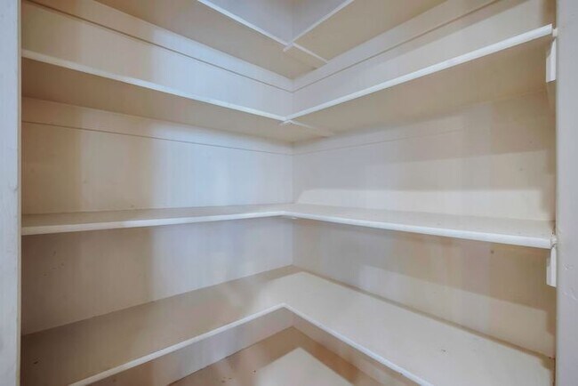 Foto del edificio - Beautiful Townhouse w attached 2 car garage in Orem