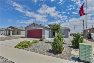 Building Photo - 952 Orangetip Dr