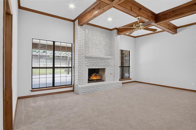 Building Photo - 1013 Alamo Dr