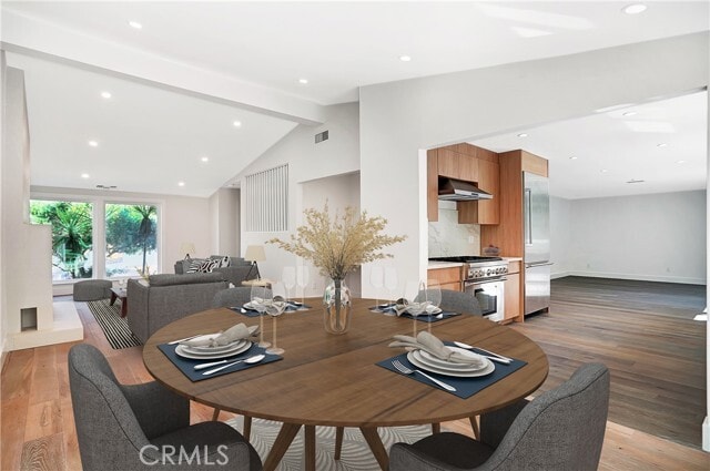 Building Photo - 17001 Escalon Dr