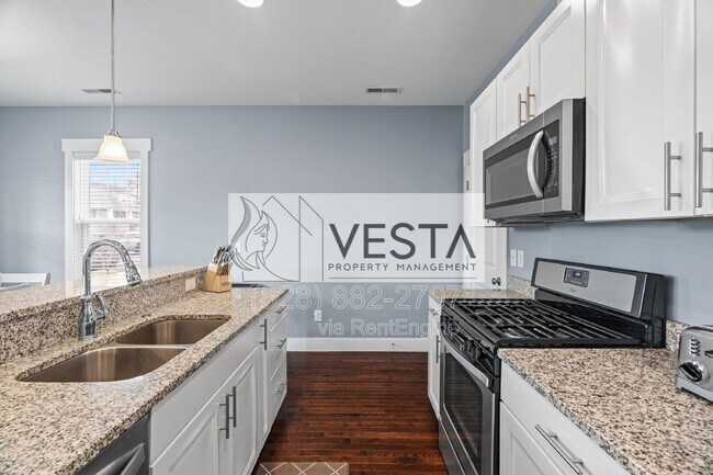 Foto del edificio - 16 Hyde Park Pl