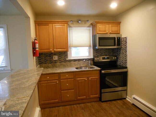 Foto del edificio - 647 Line Alley