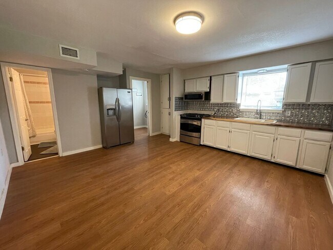 Foto del edificio - Rental Home Available!