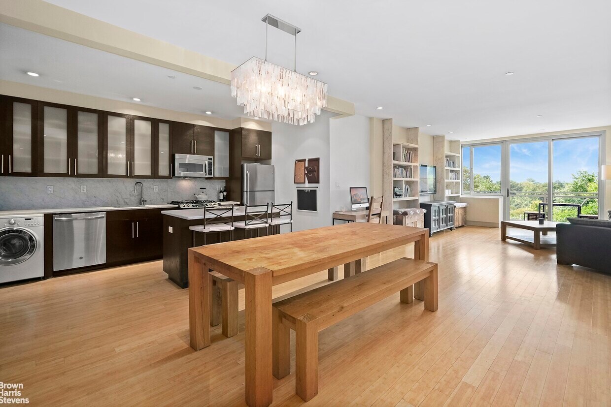 35 McDonald Ave Unit 3I, Brooklyn, NY 11218 Apartment for Rent in