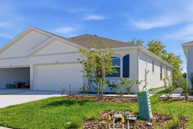 Building Photo - 857 157th Ct E