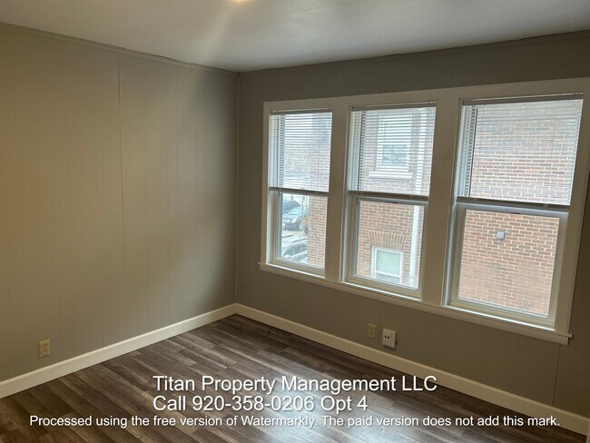 Foto del edificio - 1207 E Walnut St