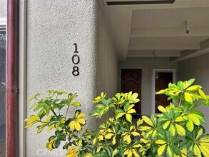 Building Photo - 230 S Catalina Ave