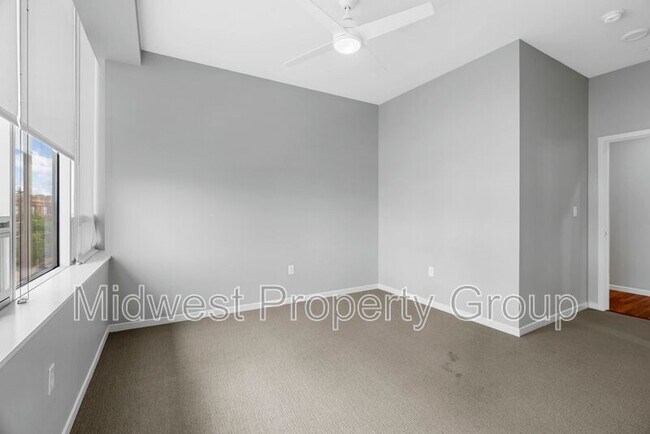 Foto del edificio - 4100 Lindell Blvd