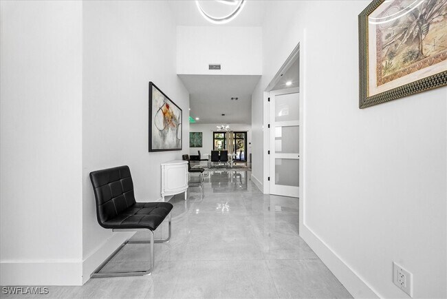 Building Photo - 3261 15th Ave SW