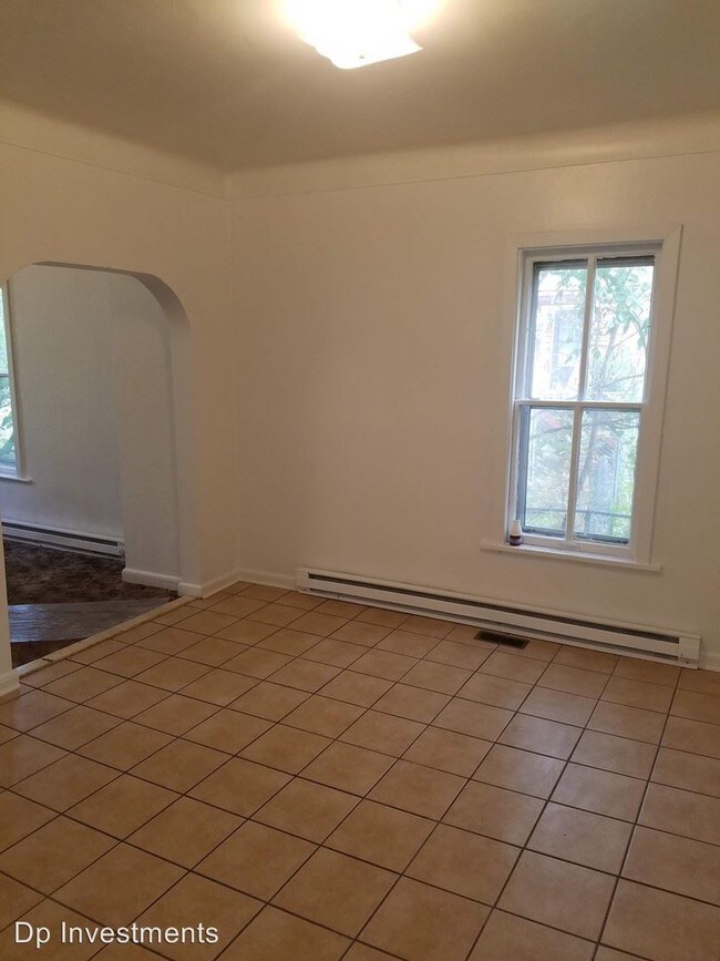 Building Photo - 2 br, 1 bath Apartment - 2614 WEST  3RD  ST