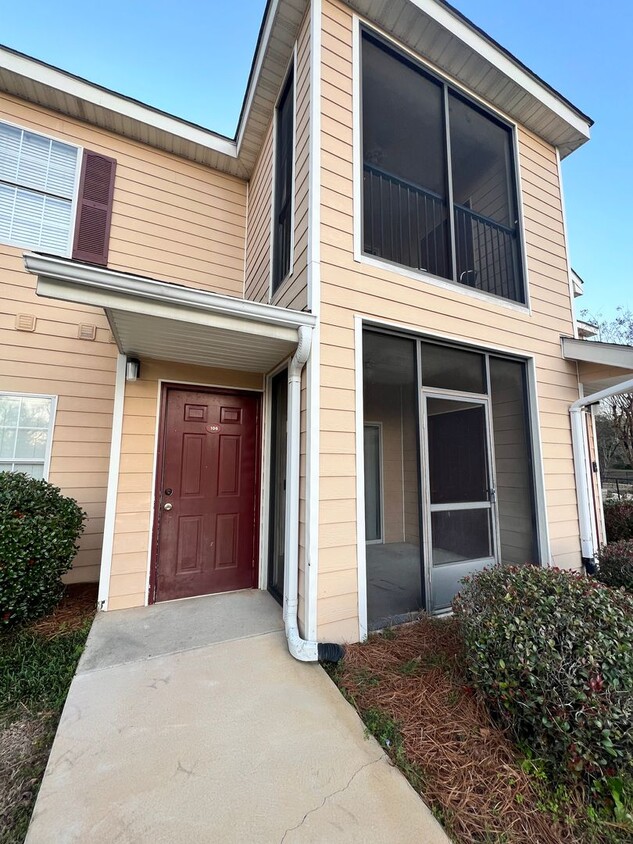 Primary Photo - Ground Floor 3BR Condo at Longleaf Villas