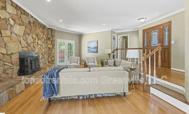 Foto del edificio - 1016 Old Boiling Springs Rd