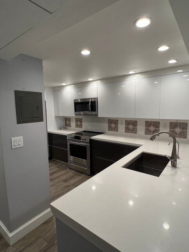 Foto del edificio - 7 Royal Palm Way