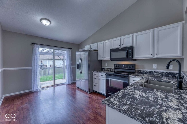 Building Photo - 8496 Blacksmith Ct