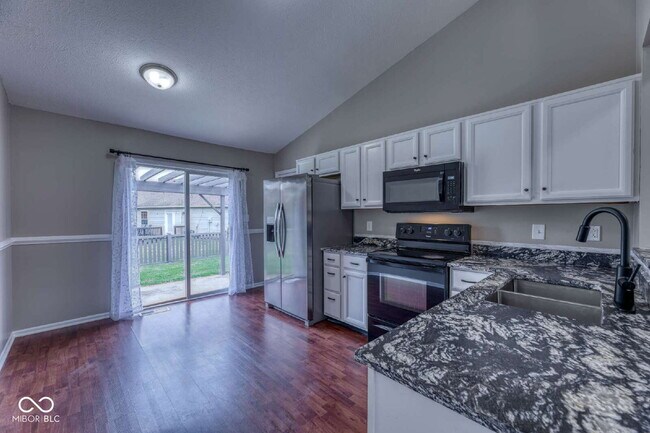 Foto del edificio - 8496 Blacksmith Ct