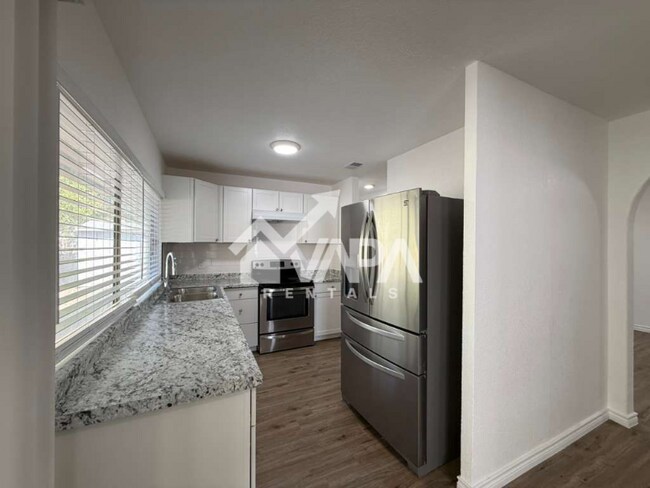 Foto del edificio - 5507 Prairie Flower Dr