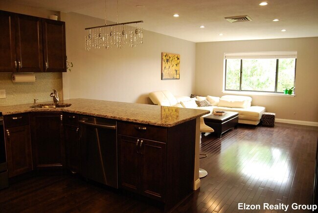 Foto del edificio - 276 Chestnut Hill Ave