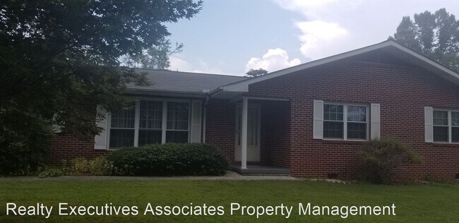 Foto del edificio - 3 br, 2 bath House - 3142 Hinds Creek Road